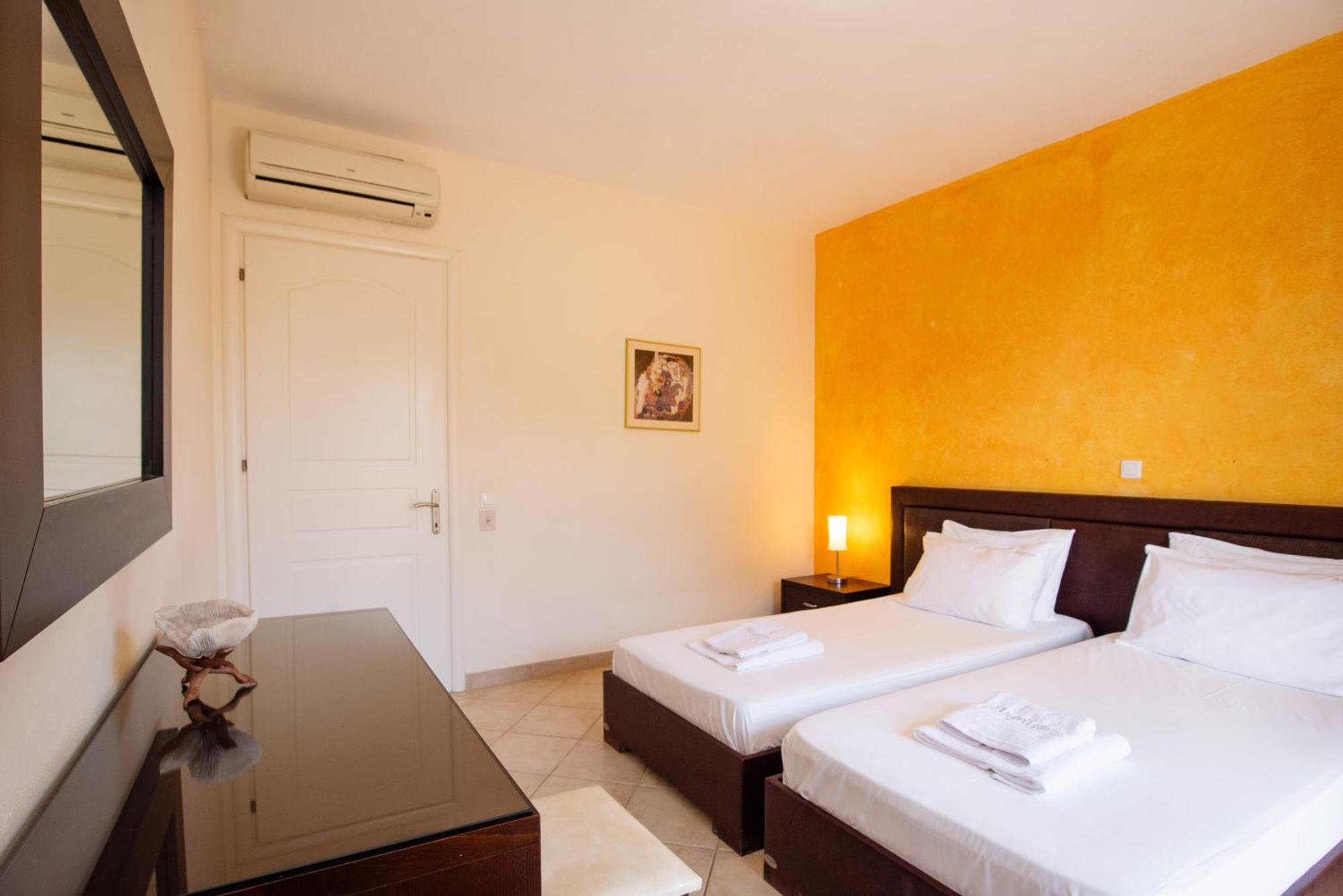 Angelique Apartments آغيوس غيوريوس المظهر الخارجي الصورة
